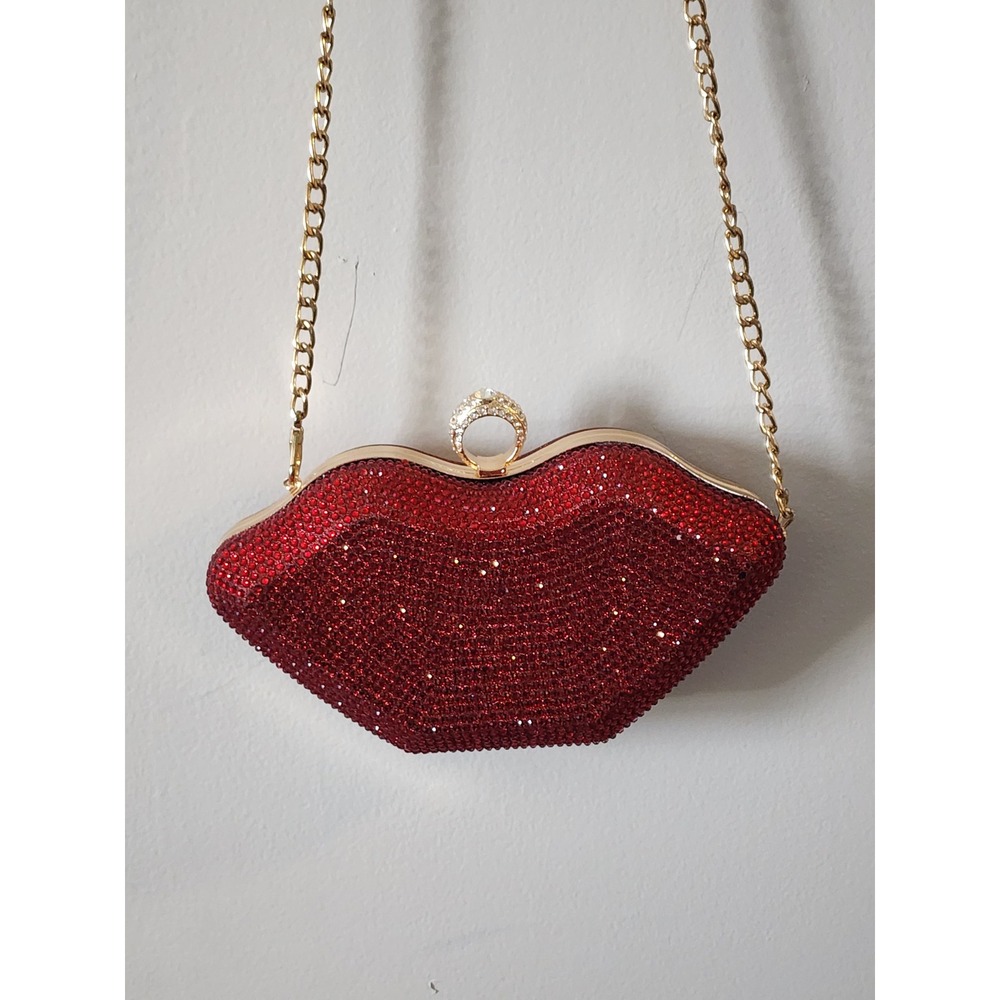 Red Rhinestone Lip Shaped Clutch Bag Gold Chain Crossbody Evening Purse